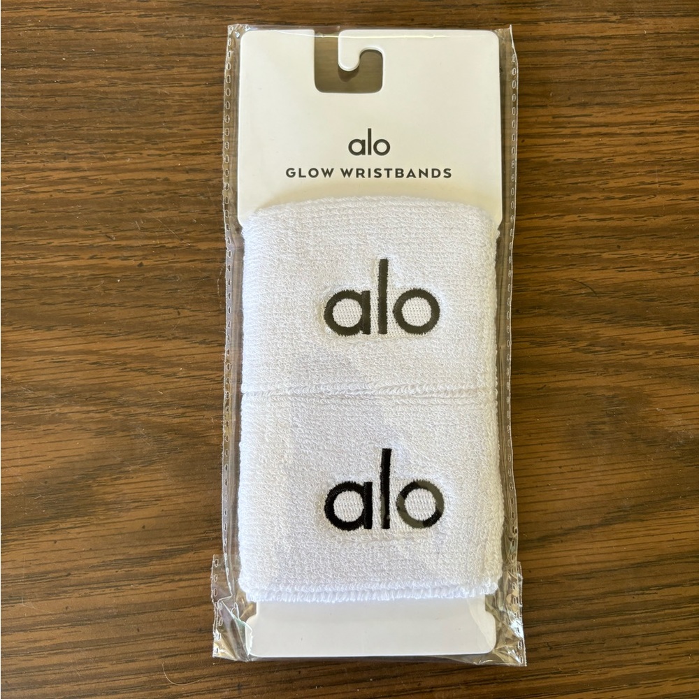 Alo wrist sweat bands